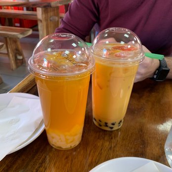 Red Tiger Dumpling House - Peach iced tea and mango bubble tea - Shanghainese Near Me - Stony Brook, New York