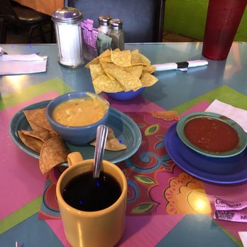 Pepe's Cafe - Chips and salsa - Mexican Near Me - Ozona, Texas