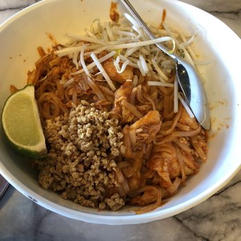 Hong Kong Station - 3. Chicken Pad Thai - Chinese Near Me - Centennial, Colorado Hong Kong Station - 3. Chicken Pad Thai - Chinese Near Me - Centennial, Colorado