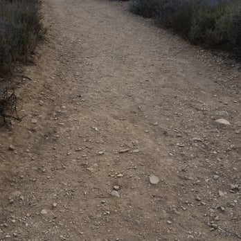 Ocean Trails - A picture of the rocky dirt path - Hiking Near Me - Rancho Palos Verdes, California