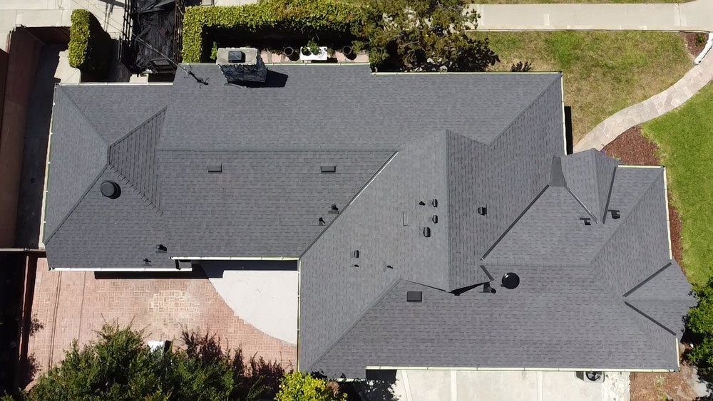 Slide of Major League Roofing