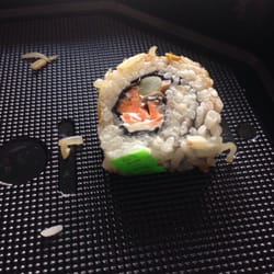 Kampai - Una etiqueta pegada al sushi. que asco me das kampai