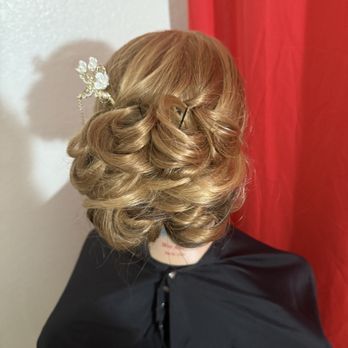 Escobar Salon - Updos - Hair Stylists Near Me - Sacramento, California Escobar Salon - Updos - Hair Stylists Near Me - Sacramento, California