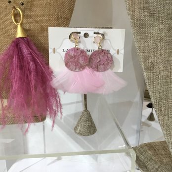 Annabelle's - Jewelry - Women's Clothing Near Me - Savannah, Georgia Annabelle's - Jewelry - Women's Clothing Near Me - Savannah, Georgia