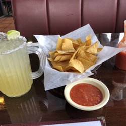 La Fuente Mexican Restaurant - What a way to be greeted by an establishment.