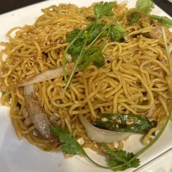 Cookin' Crab - Garlic noodles - Vietnamese Near Me - Fullerton, California
