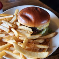 Applebee's Grill + Bar - Classic burger