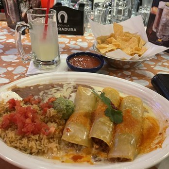 La Parrilla Mexican Restaurant - Mexican Near Me - Atlanta, Georgia La Parrilla Mexican Restaurant - Mexican Near Me - Atlanta, Georgia