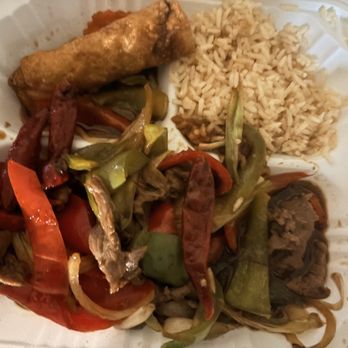 Pho 4 Star - Pepper steak w/fried rice & "Fried"Chicken Wings - Vietnamese Near Me - Universal City, Texas