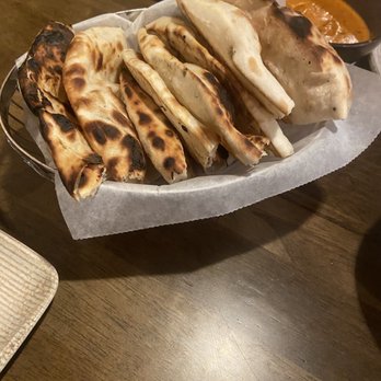 Amiraj Modern Indian Kitchen - Naan - Bars Near Me - Williamsburg, Virginia