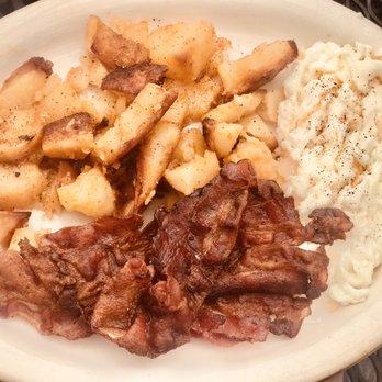 Bob & Edith's Diner - Egg Whites, Home Fries, Bacon - American Near Me - Arlington, Virginia
