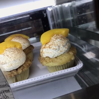 Molly's Cupcakes - Cupcakes Near Me - Chicago, Illinois Molly's Cupcakes - Cupcakes Near Me - Chicago, Illinois