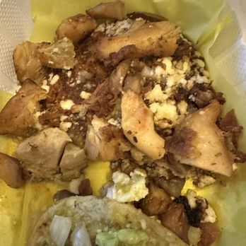 Zingo Tacos - Tlacoyo - Mexican Near Me - Los Angeles, California