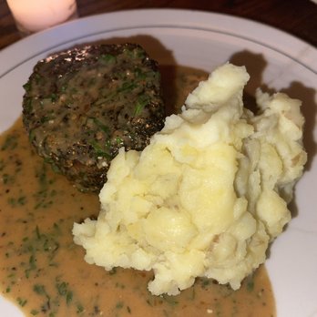 Red Hook Tavern - Filet steak au poivre - American Near Me - Brooklyn, New York