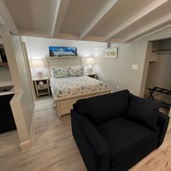 Tarpon Tale Inn - Island Sunset Bedroom