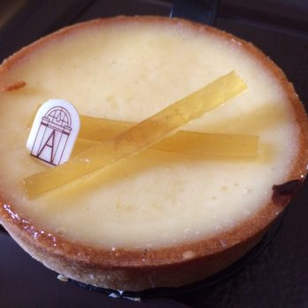 Angelina - Tarte Citron - Coffee & Tea Near Me - Versailles, 78 Angelina - Tarte Citron - Coffee & Tea Near Me - Versailles, 78