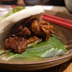 M Pocha - Pork buns