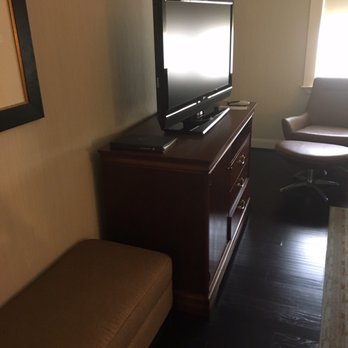 The Whitehall - In the bedroom - Hotels Near Me - Houston, Texas The Whitehall - In the bedroom - Hotels Near Me - Houston, Texas