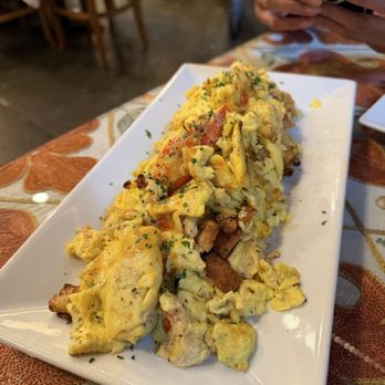 CAV Restaurant - New American Near Me - Providence, Rhode Island