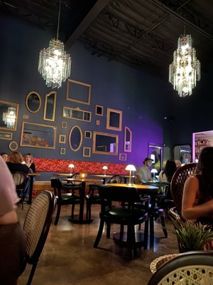 Mèo Restaurant & Bar by null