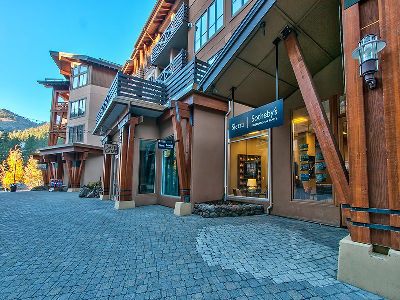 SIERRA SOTHEBY’S INTERNATIONAL REALTY Updated May 2024 1750 Squaw