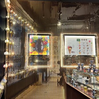 Venchi - Chocolatiers & Shops Near Me - New York, New York