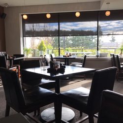 Avenue Bistro