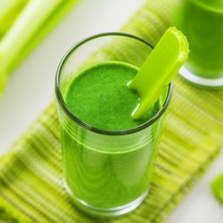 Daily Dose Juice Therapy - We use locally-sourced, organic produce to bring you fresh juice daily.