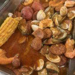 Hungry Crab Juicy Seafood & Bar - Make your own combo