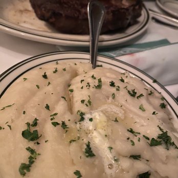 Wollensky Grill - Mash - New American Near Me - New York, New York