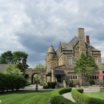 Buhl Mansion Guesthouse & Spa - Venues & Event Spaces Near Me - Sharon, Pennsylvania
