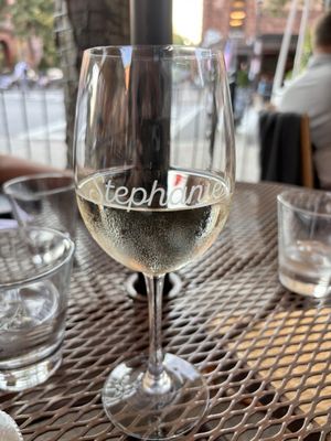 Stephanie's On Newbury by null