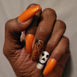 Queen Nails - Nail Salons Near Me - Mahopac, New York