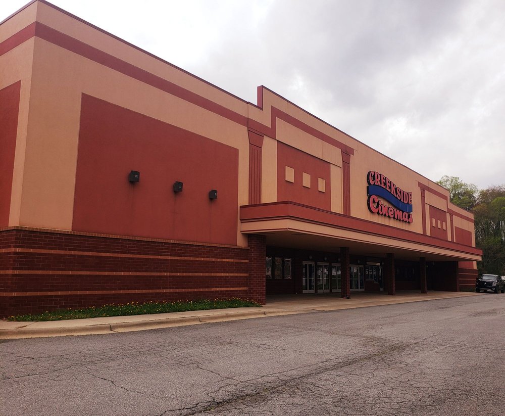 FRANK THEATRES CREEKSIDE STADIUM 10 Updated October 2024 10 Photos