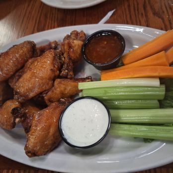 Aristocrat Pub & Restaurant - Sweet chili wings - Pubs Near Me - Indianapolis, Indiana