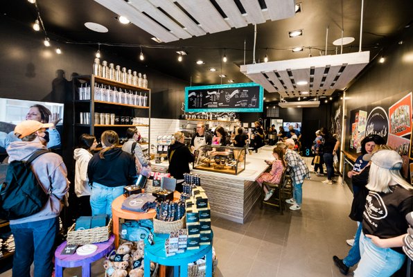 Bitty & Beau’s Coffee by null