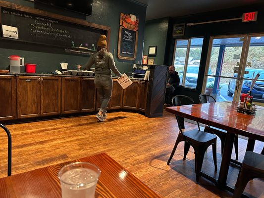 Catalyst Seafood Restaurant & Lounge by null