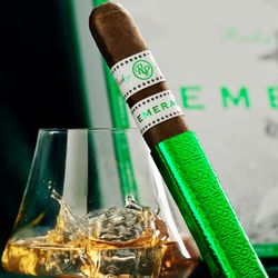 Valley Tobacco - Austintown Plaza - Rocky Patel Emerald