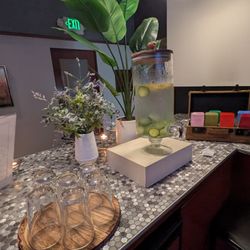 Om Spa - Spa water and tea