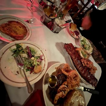 Clearman's Steak 'N Stein - Steakhouses Near Me - Pico Rivera, California