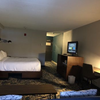 Four Points by Sheraton Eastham Cape Cod - Room from other angle - Hotels Near Me - Eastham, Massachusetts