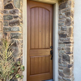 MosHa Handyman Services - Exterior view of new door - Handyman Near Me MosHa Handyman Services - Exterior view of new door - Handyman Near Me
