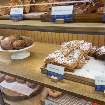Paris Baguette - Bakeries Near Me - Winter Park, Florida Paris Baguette - Bakeries Near Me - Winter Park, Florida
