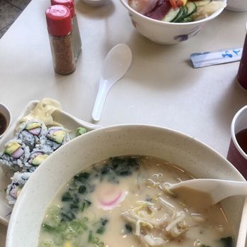 Sea Ranch - Tonkotsu Ramen Set, Chirashi Udon Set - Seafood Near Me - Evanston, Illinois Sea Ranch - Tonkotsu Ramen Set, Chirashi Udon Set - Seafood Near Me - Evanston, Illinois