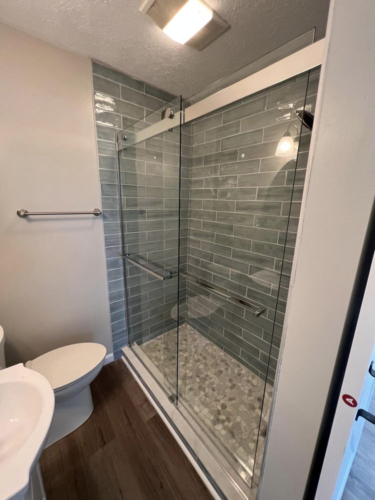 Slide of Ovi Home Improvements