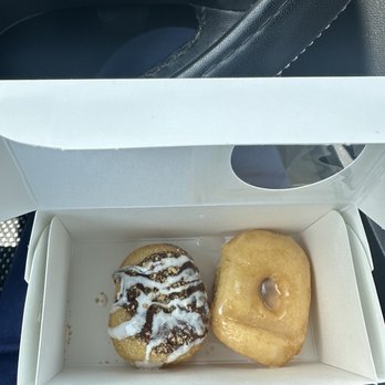 Simply Done Donuts - Glazed - Food Trucks Near Me - Dunwoody, Georgia Simply Done Donuts - Glazed - Food Trucks Near Me - Dunwoody, Georgia