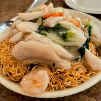 Ho Yuen Kee - Seafood Chow Mein - Chinese Near Me - Vancouver, British Columbia Ho Yuen Kee - Seafood Chow Mein - Chinese Near Me - Vancouver, British Columbia
