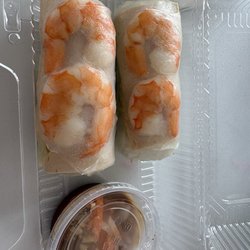 BesTeas Sip & Bite - Spring rolls with pork and shrimp so good