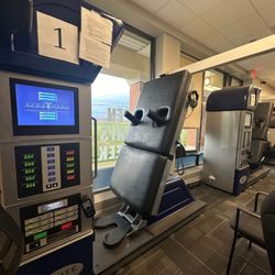 Universal Chiropractic - The DRX9000, the most advanced form of spinal decompression. The perfect additional service for back pain relief.