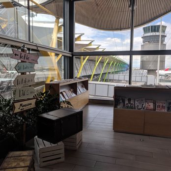 VIP Neptune Terminal 4S - Great lounge - Airport Lounges Near Me - Madrid, M